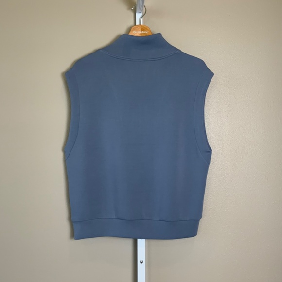 Varley Loretta Half-Zip Sleeveless Sweat - Picture 14 of 16